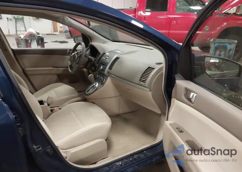 2011 Nissan Sentra 2.0S z USA, uszkodzony, nr VIN 3N1AB6AP5BL626780